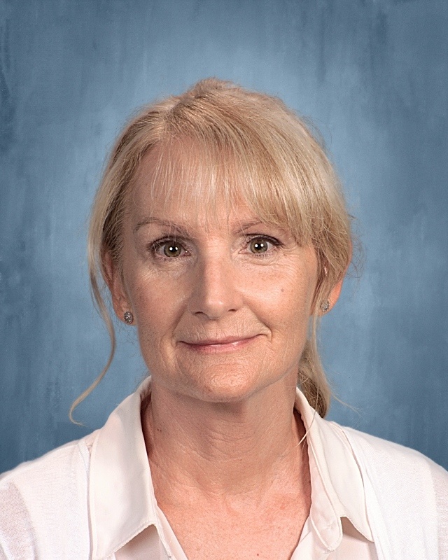 Mrs. Linda Briggs